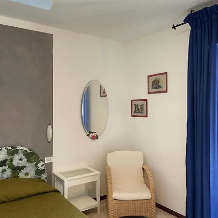 Hotel Casa Popi Malcesine Exterior foto